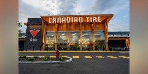 Noteworthy Architectural Lighting Changes the Conversation for Iconic Canadian Retailer