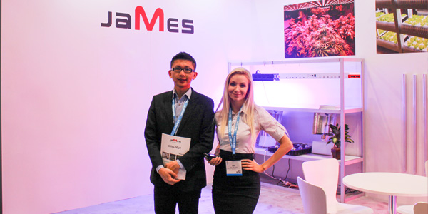 James Lighting: Andrew Wang and Lisa Jablonski