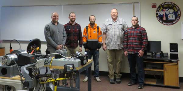 Puget Sound Electrical JATC wins the Fluke Connect Student Contest