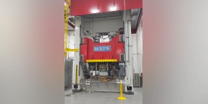 Robroy Enclosures Adds 1000 Ton Press to Meet Increasing Customers’ Needs for Large Size Non-Metallic Enclosures